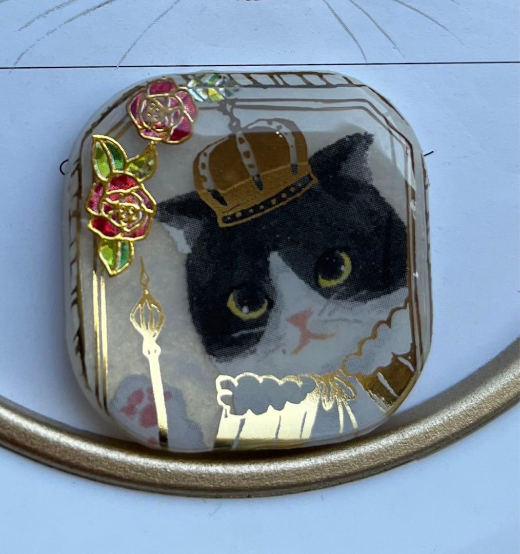 新作♡王冠ハチワレちゃん