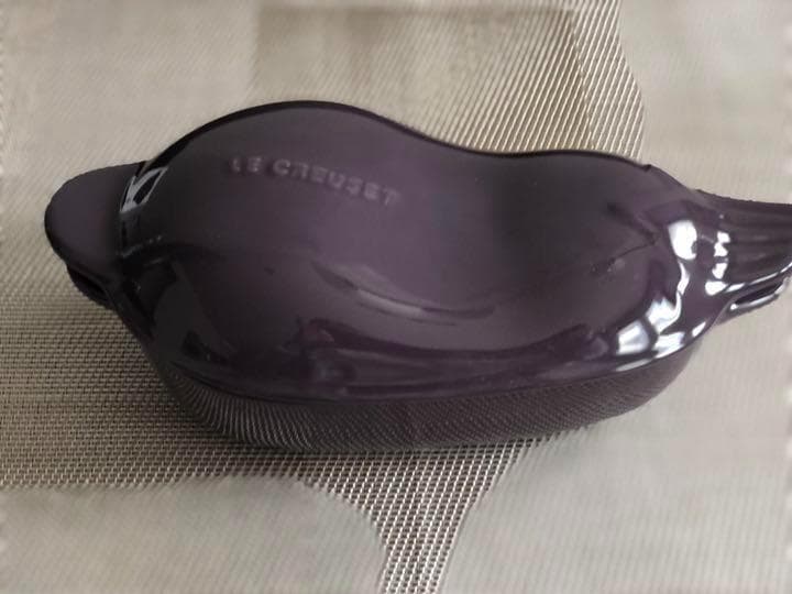 ルクルーゼ　ナス　ココット　新品未使用　レア　廃盤