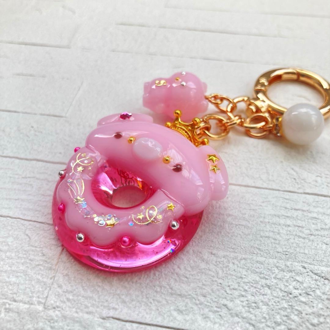 メロちゃんページ　名入れチーム、レジンキーホルダー4点