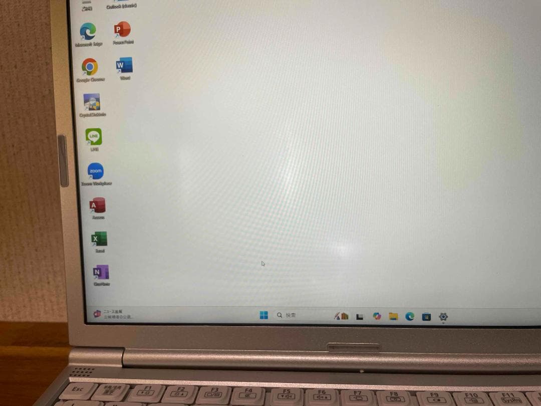 Win11 Office CF-SV7 メモリ8GB SSD128GB 難あり品