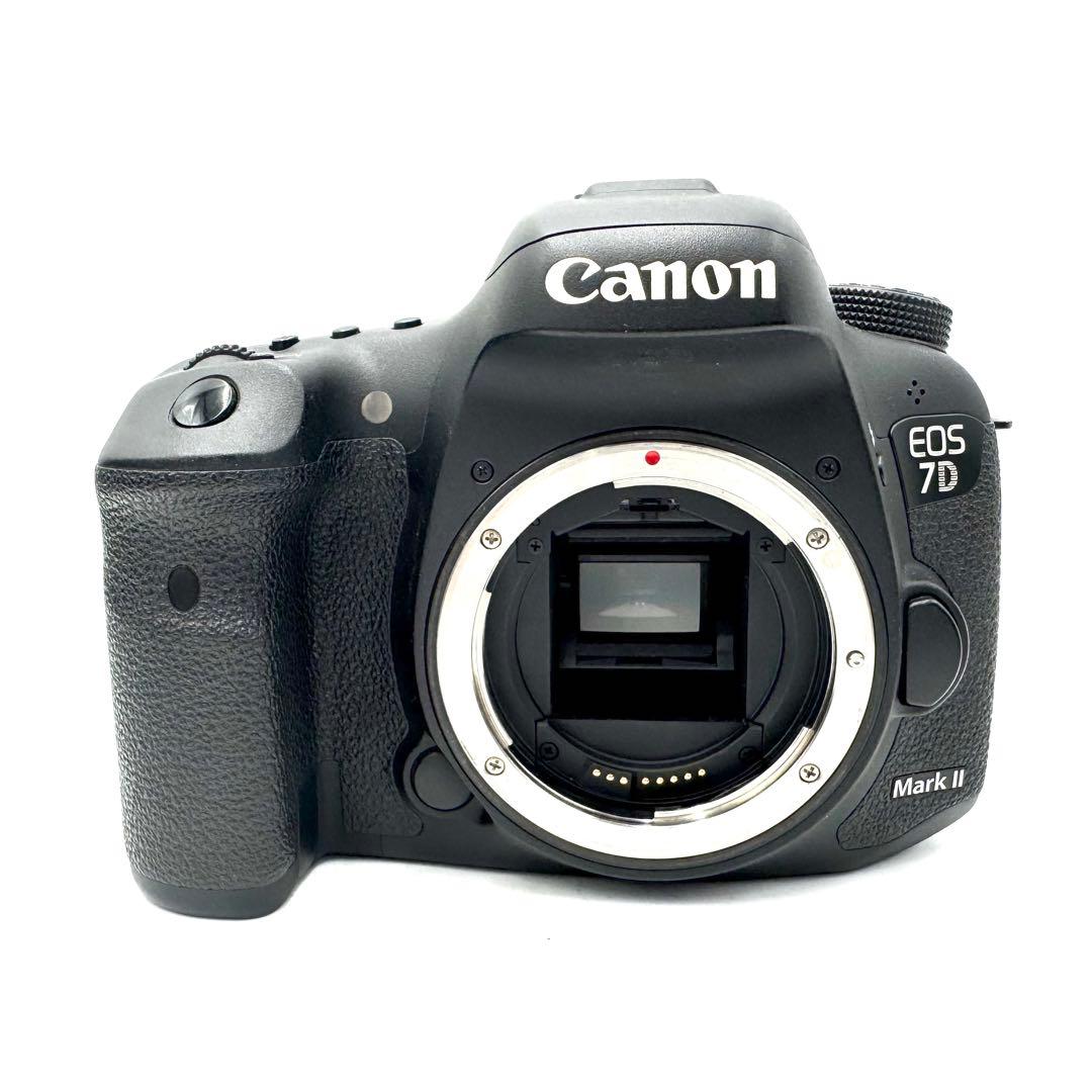 美品！CANON キャノン EOS 7D Mark II デジタル一眼レフ