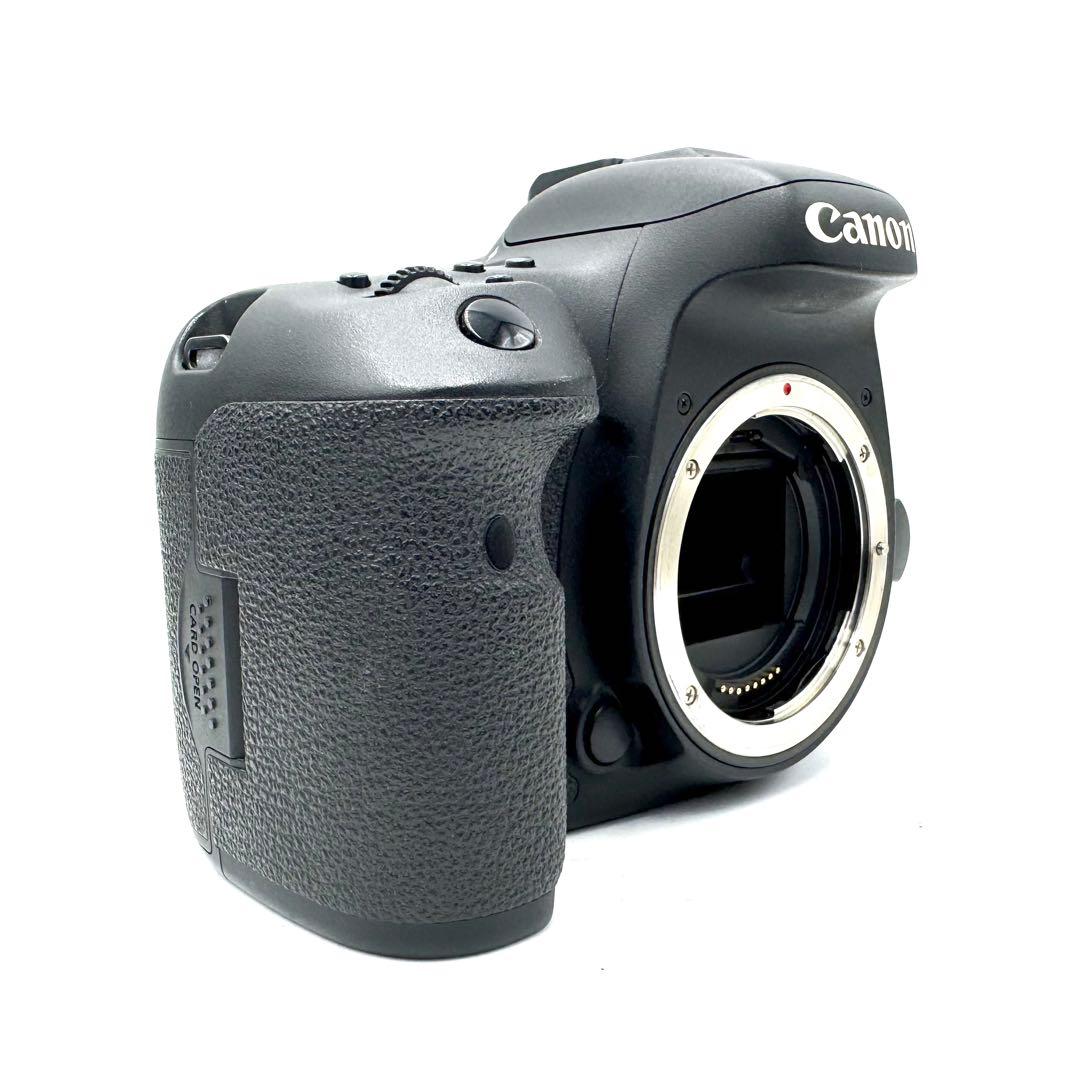 美品！CANON キャノン EOS 7D Mark II デジタル一眼レフ