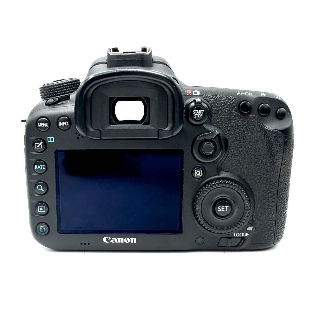 美品！CANON キャノン EOS 7D Mark II デジタル一眼レフ