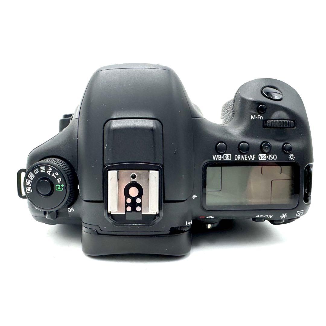 美品！CANON キャノン EOS 7D Mark II デジタル一眼レフ
