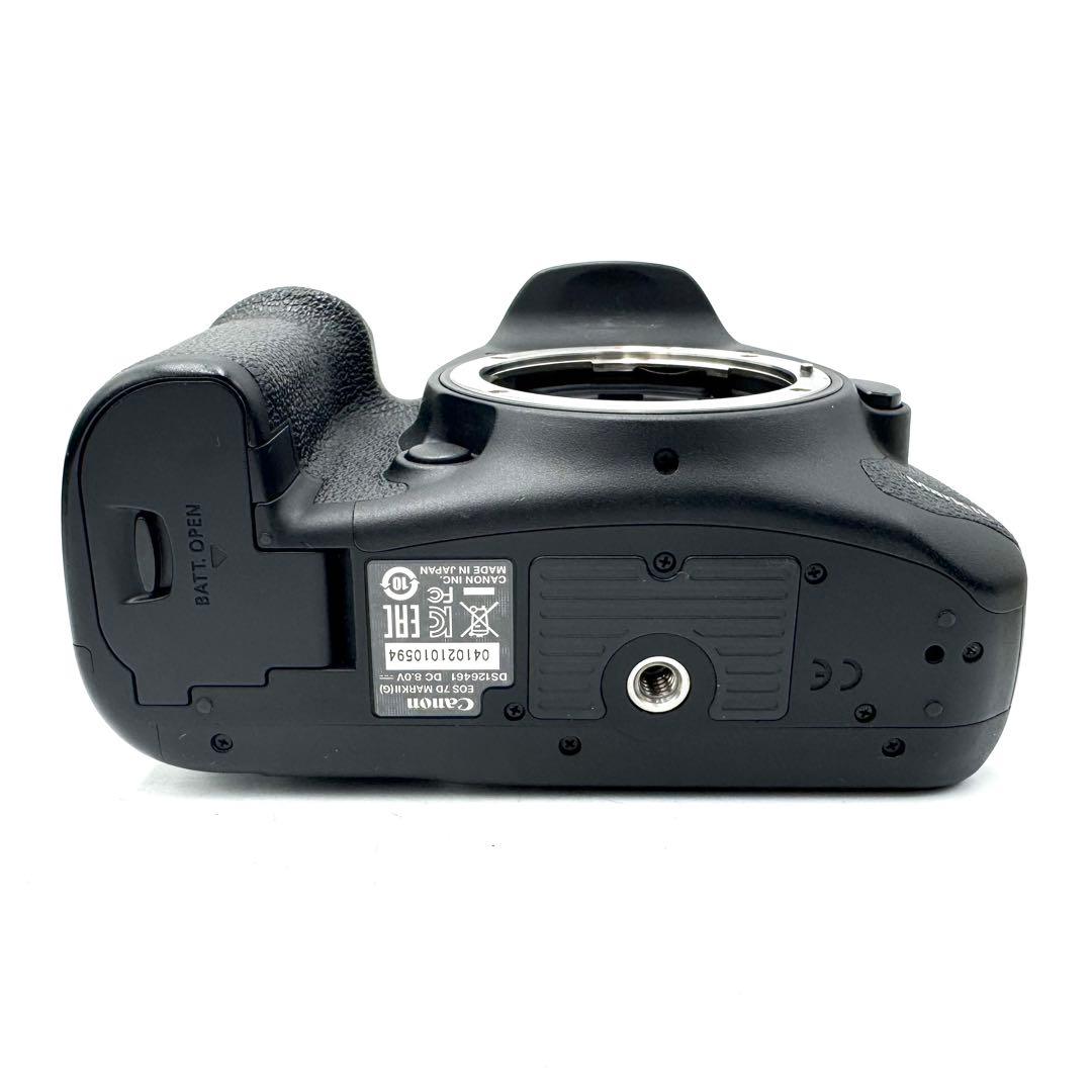 美品！CANON キャノン EOS 7D Mark II デジタル一眼レフ