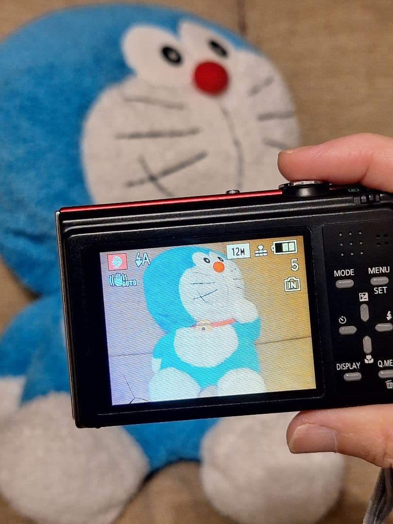 Panasonic LUMIX DMC-FP8 デジカメ 全て揃い 動作確認済