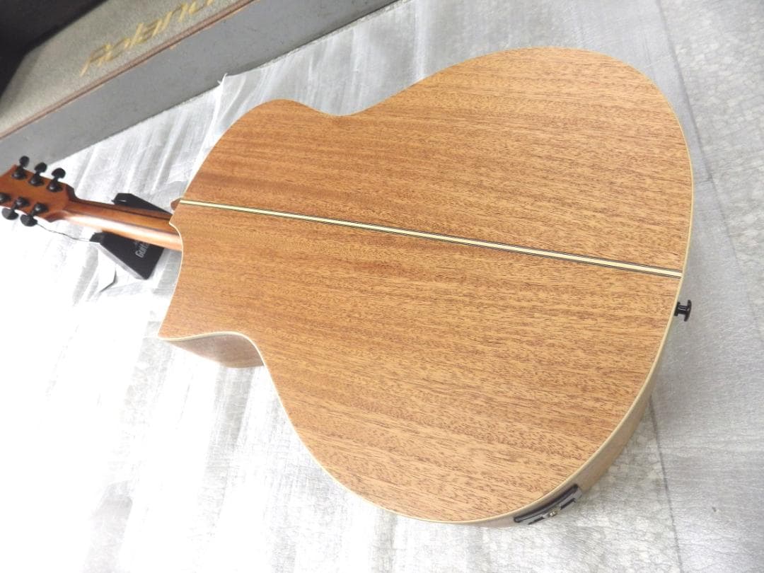 トップシトカスプルース単板　Bromo ブロモ エレアコギター　BAT4CE