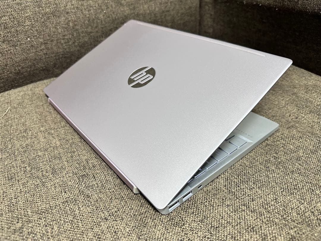 HP pavilion 13 オフィス付き　ピンク　バッテリー　100%