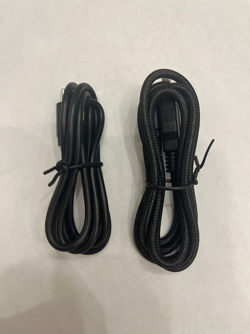 デジタルカメラ　ホワイト