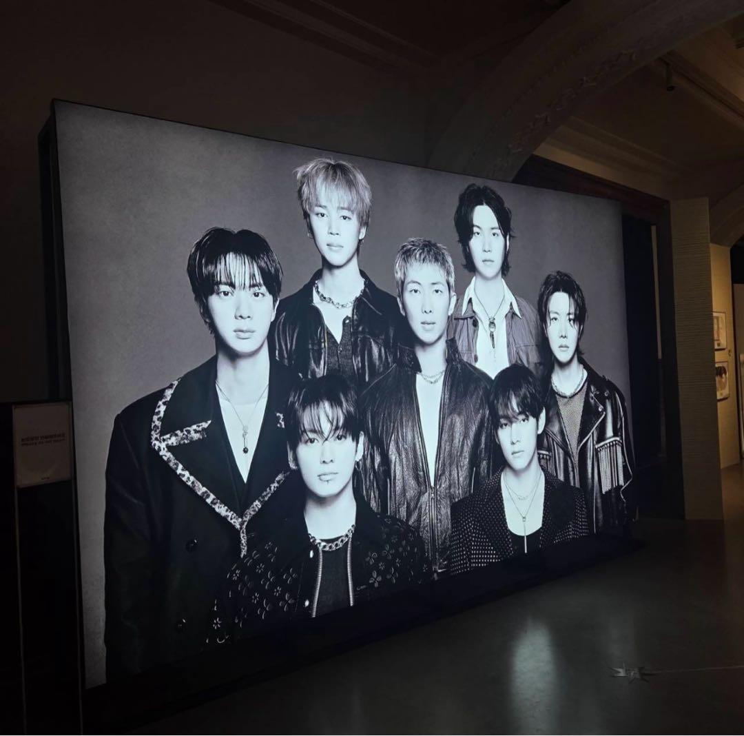 BTS ARIRANG ポップアップ Tシャツ テヒョン Mサイズ　テテ　V