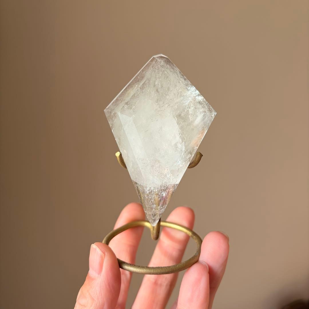 【最高級の品質】レムリアンシード ダイヤカット（ひし形）真鍮台座セット