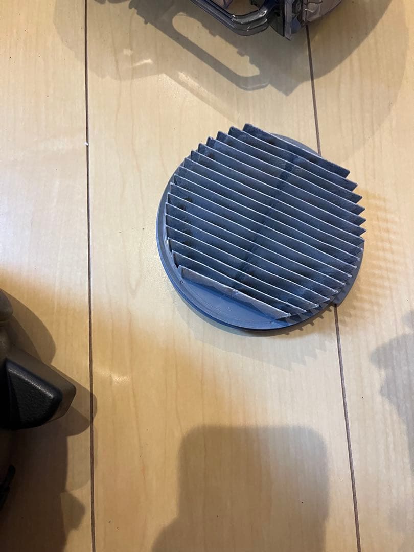 日立製の電気掃除機　CV-Y350