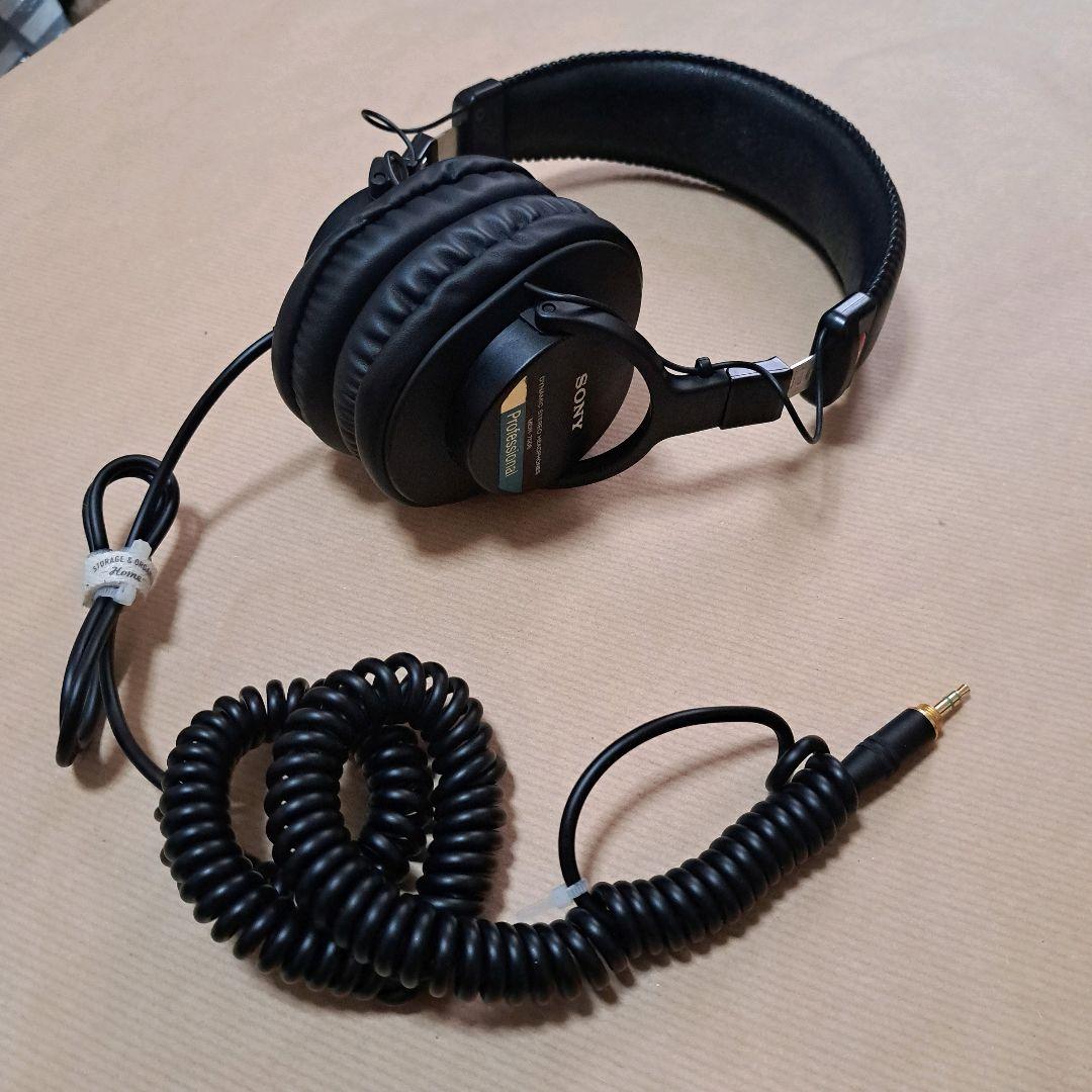 束*子様 MDR-7506 ソニー モニターヘッドホン
