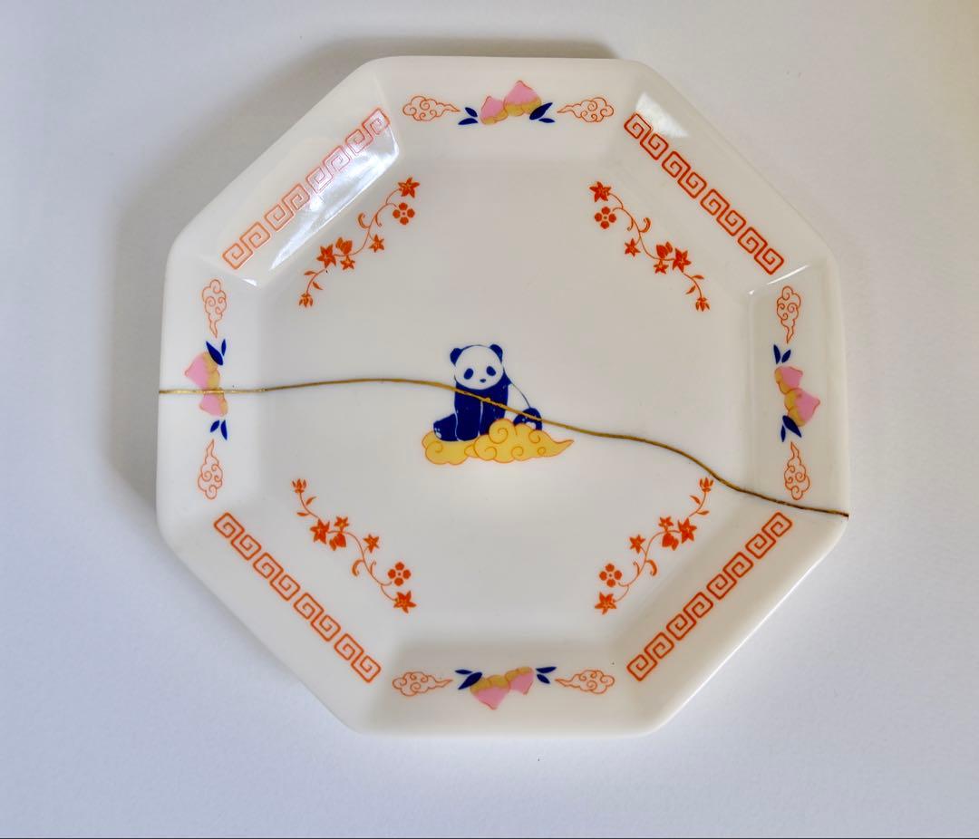 金継ぎ　パンダ柄の八角皿　一点物　小皿