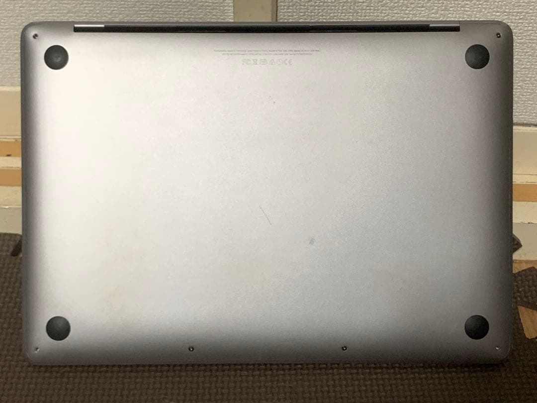 MacBook Pro 2017 13-in A1708 スペースグレイ