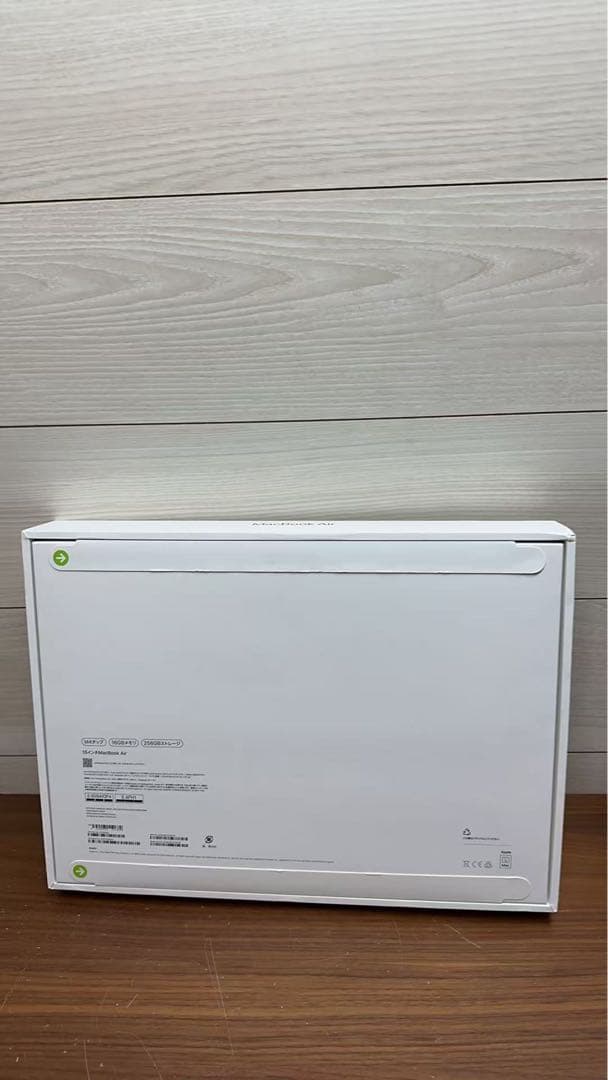 a p ple MacBookAir15.3インチLiquidMC7A4J/A