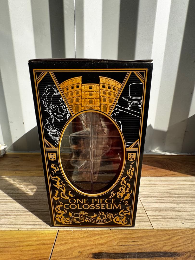 ONE PIECE 謎の男のフィギュア