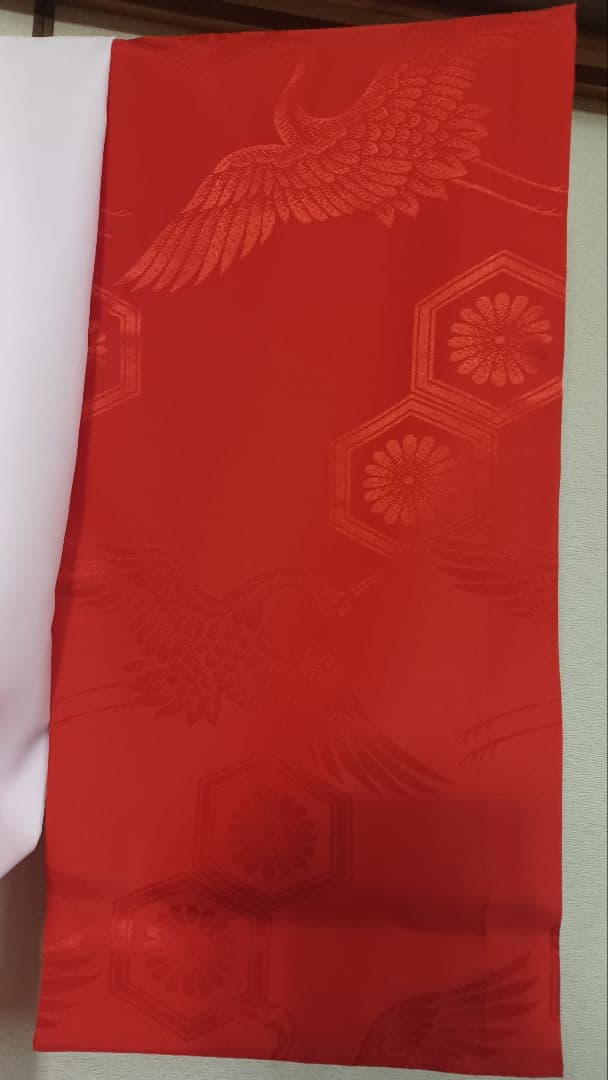 七五三　女の子着物 赤色 花柄 蝶刺繍 着物　3才