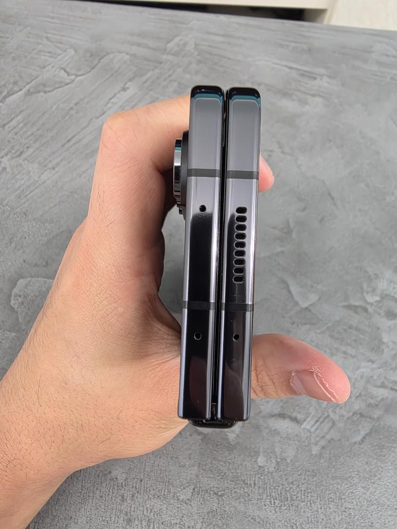 【ほぼ新品・国内版】Galaxy Z Fold5 SC-55D