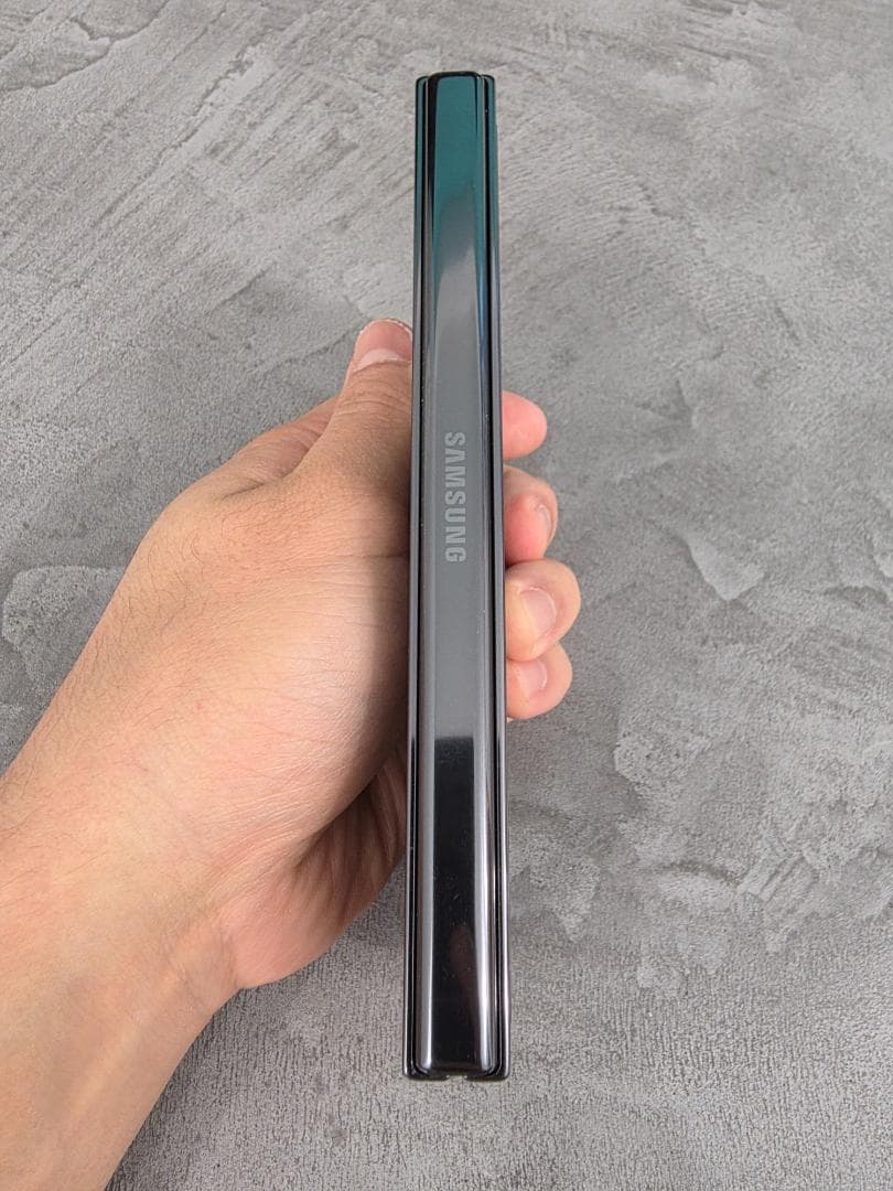 【ほぼ新品・国内版】Galaxy Z Fold5 SC-55D