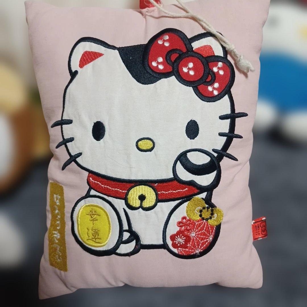 ハローキティ　サンリオ　レトロ　ぬいぐるみ　8点　キティ　クッション