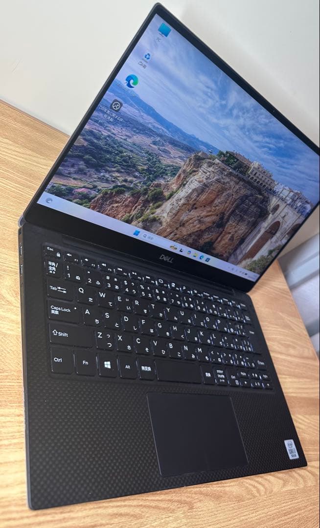 良品 Dell XPS Core i7, 画面 4K タッチパネル