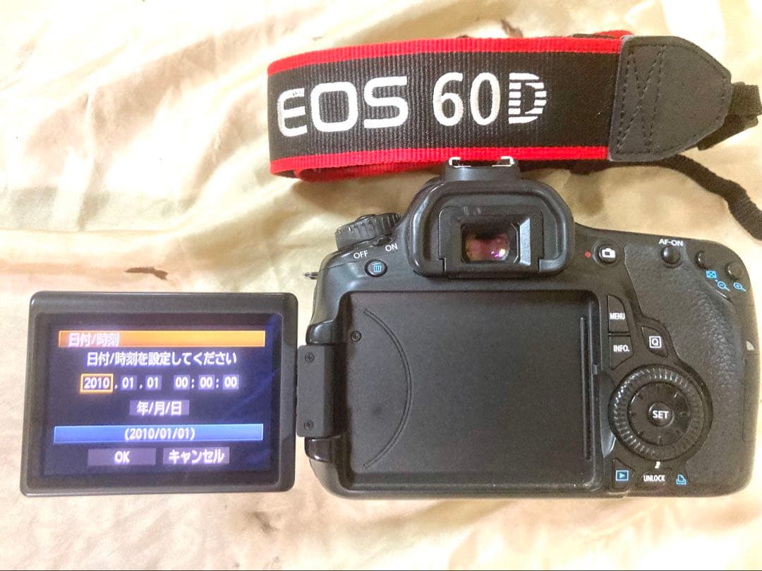 Canon EOS 60D デジタル一眼レフカメラ ボディ ストラップ付き美品