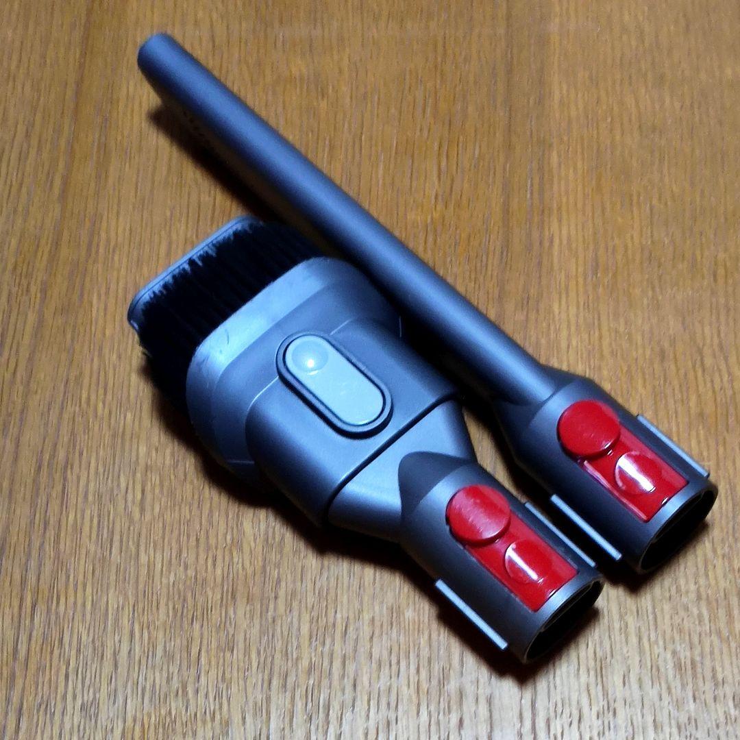 ダイソンV8 SV10掃除機＋マキタ18vアダプターセット 分解清掃済み 動作品