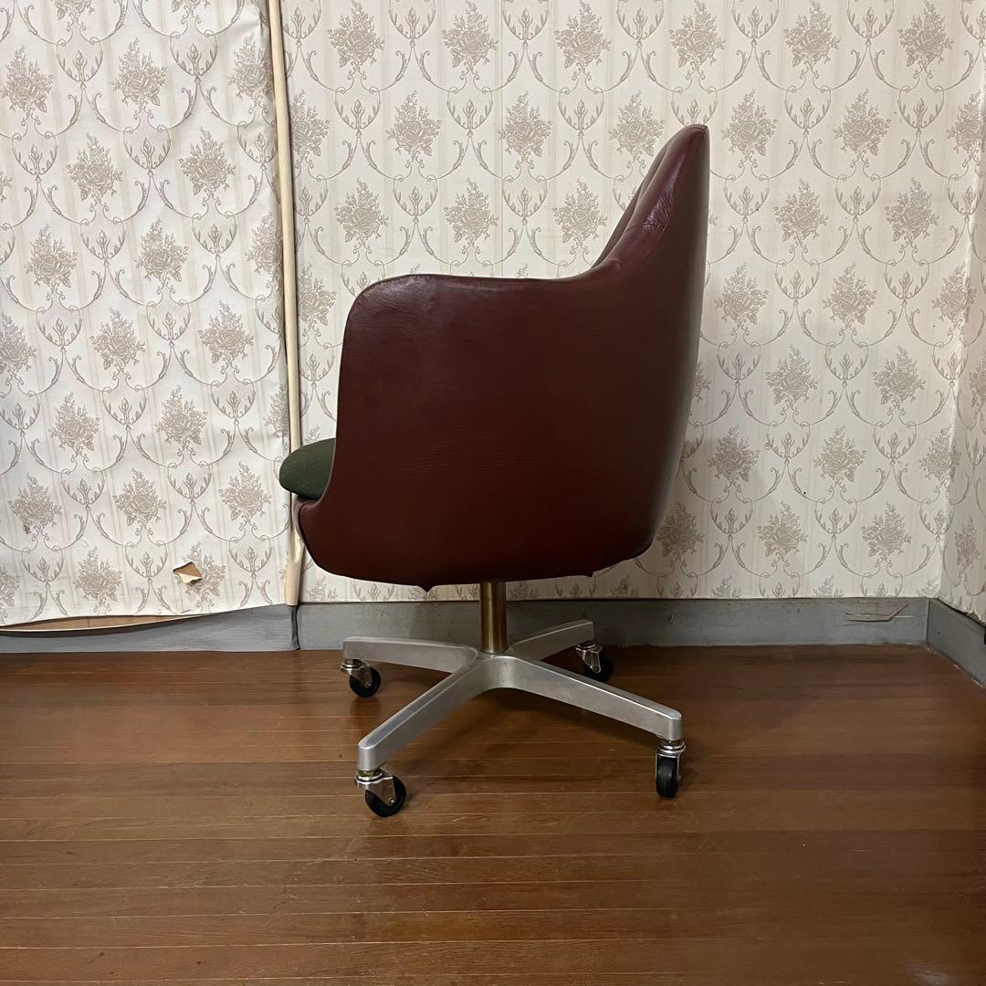 【アンティーク】①キャスター付き ラウンジチェア 椅子 アームチェア 昭和レトロ