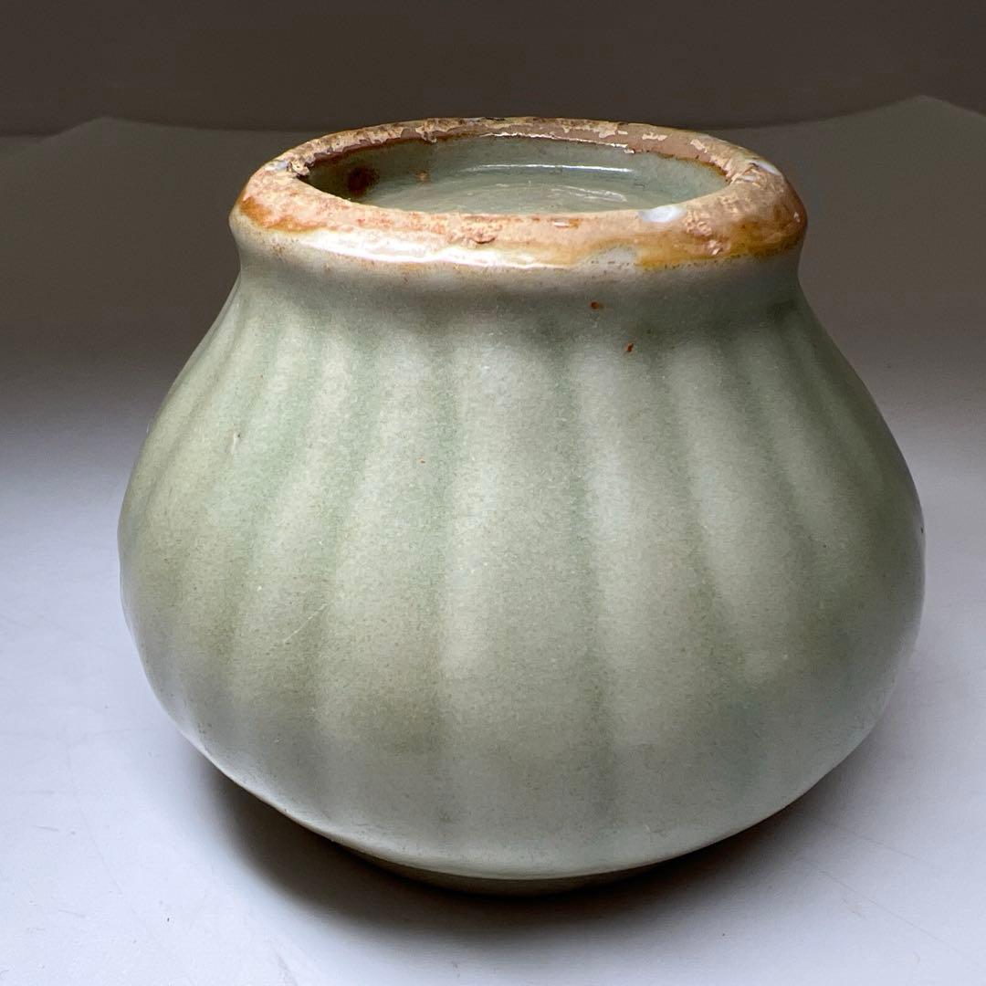 中国明時代　七官青磁茶壷　木箱付　幅約7.7㎝　東Y8-0331☆2Fトトオト