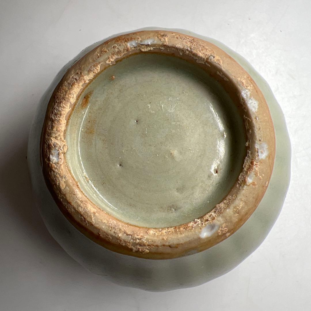 中国明時代　七官青磁茶壷　木箱付　幅約7.7㎝　東Y8-0331☆2Fトトオト