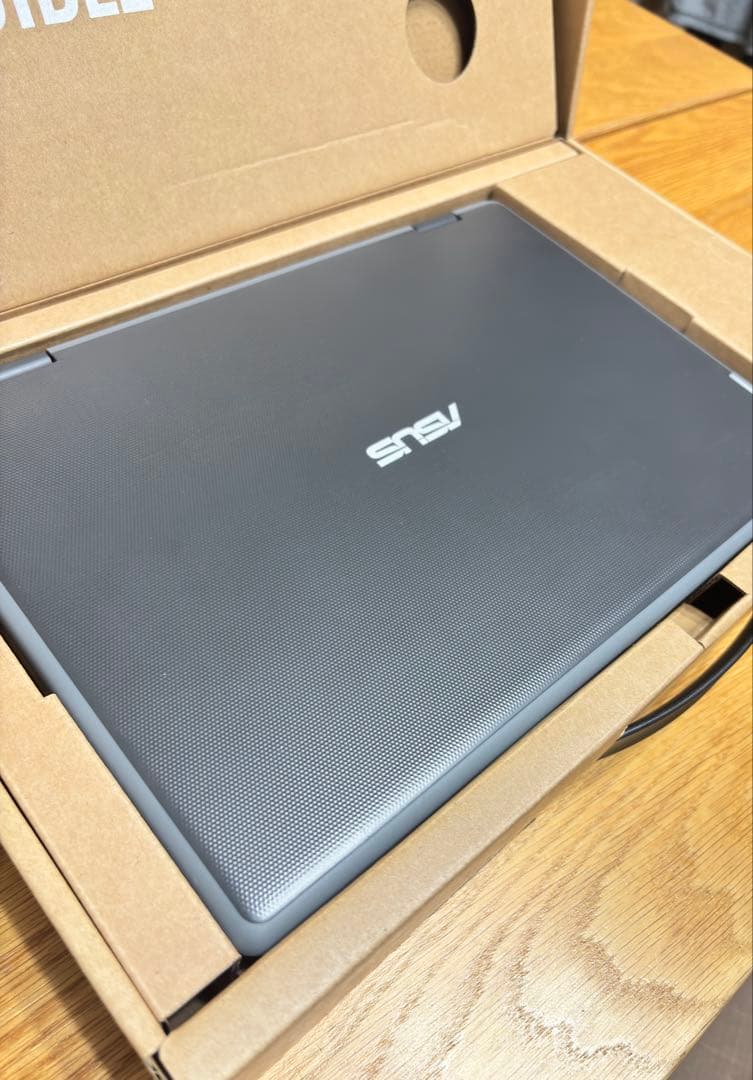 ASUS ノートPC windows11