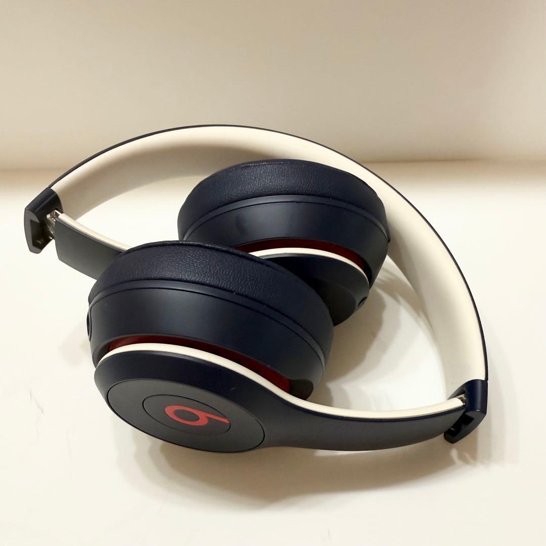 美品 動作品★beats solo3 ワイヤレスヘッドホン ネイビー A1796