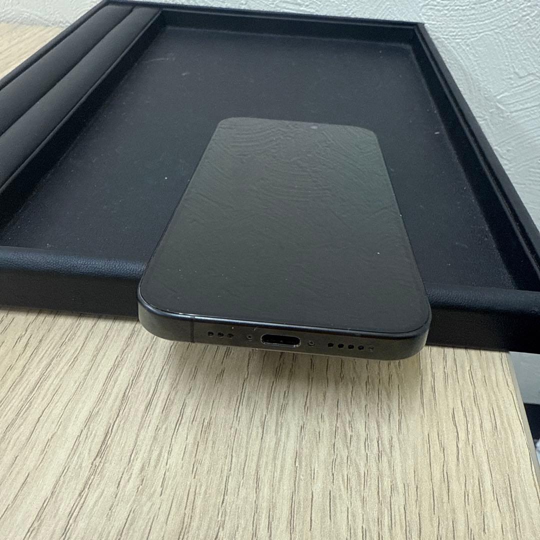 スマートフォン本体 Apple iPhone 15 pro 256GB