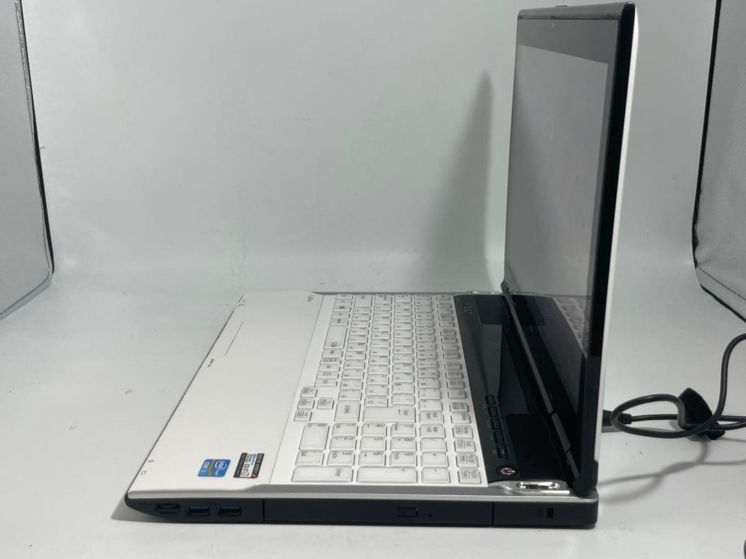 第3世代 Core i7 Windows11 NEC ノートパソコン オフィス