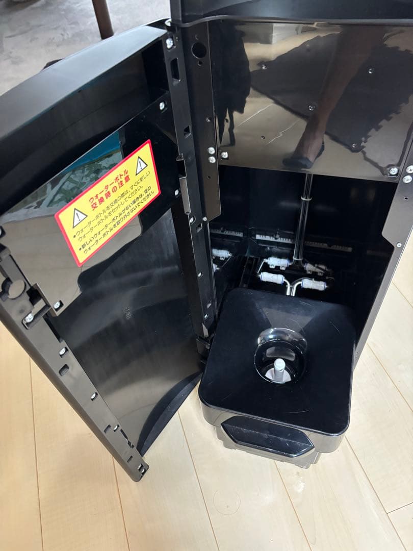 FRECIOUS slat 黒色　ウォーターサーバー本体