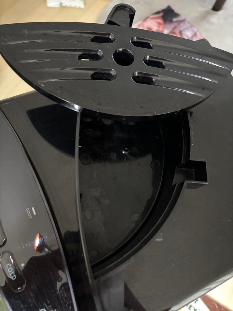 FRECIOUS slat 黒色　ウォーターサーバー本体