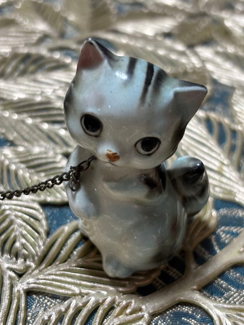 その他 SET OF VINTAGE CERAMIC BIG EYE KITTY CAT