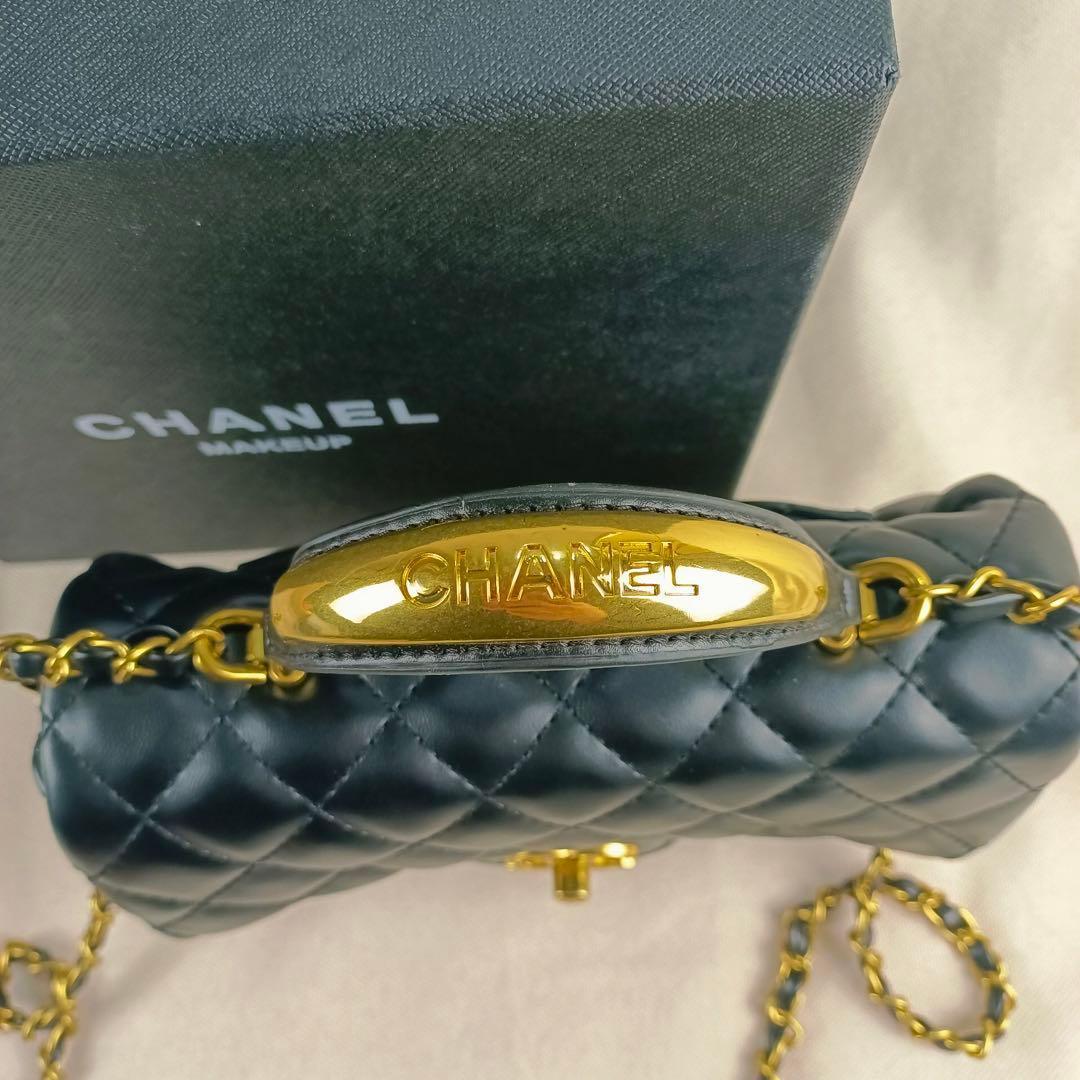 非売品CHANELノベルティハンドル ゴールドロゴプレート キルティング バッグ