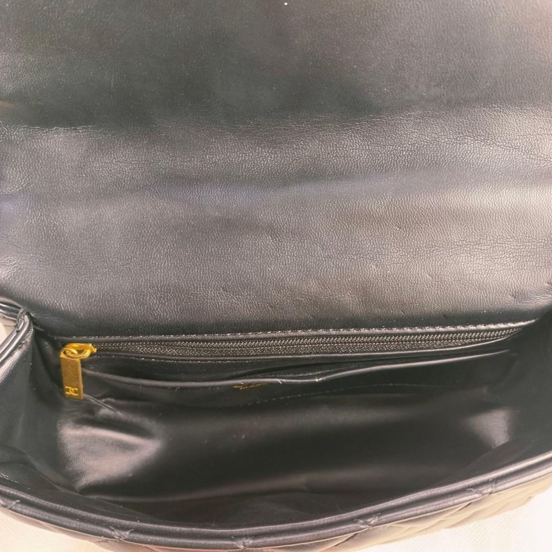 非売品CHANELノベルティハンドル ゴールドロゴプレート キルティング バッグ