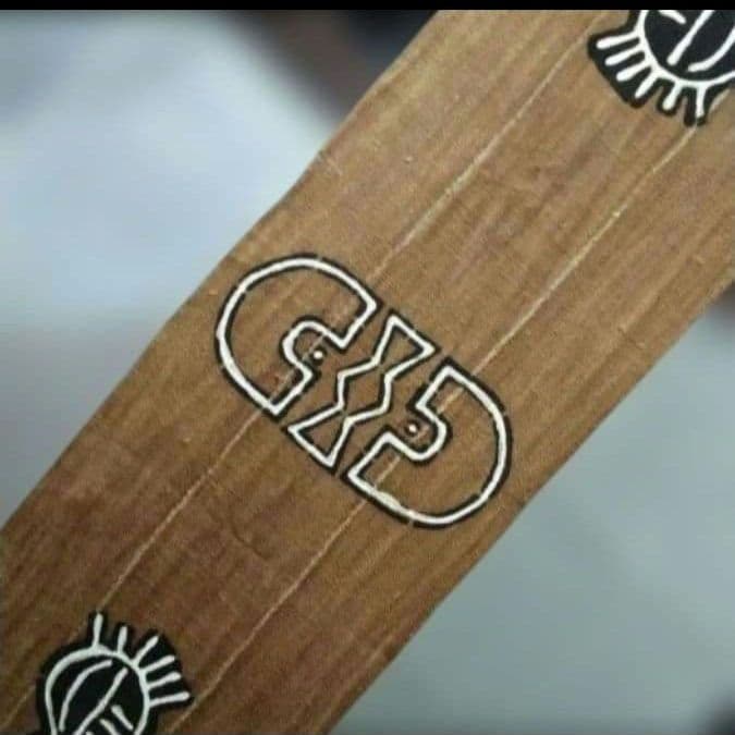 アフリカ　マリ共和国　ボゴラン3枚列帯　泥染め　臈纈染め　タペストリー