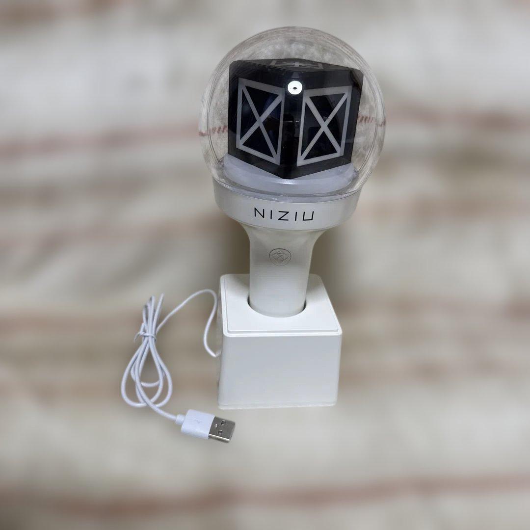 NiziU ペンライト