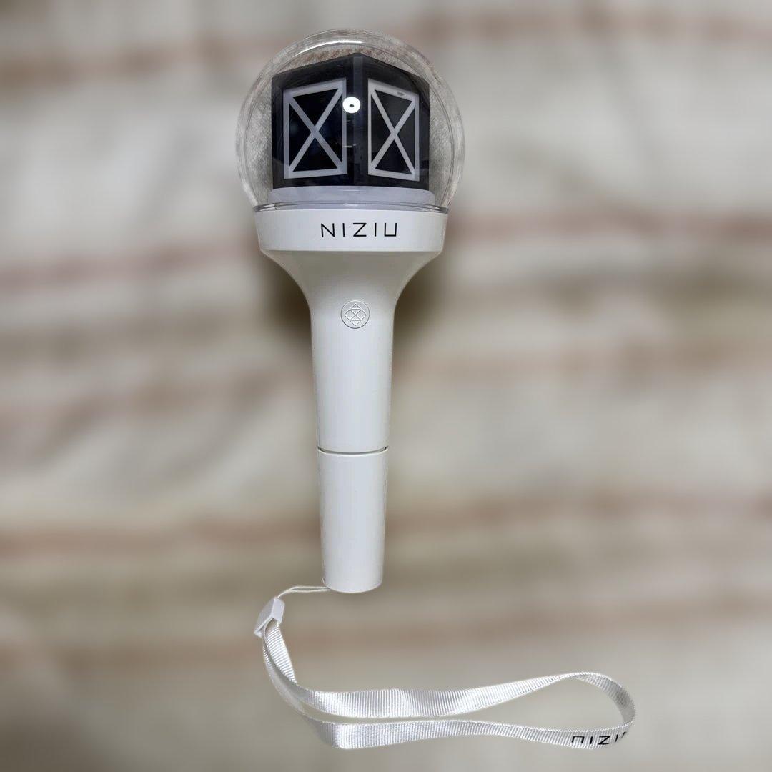 NiziU ペンライト