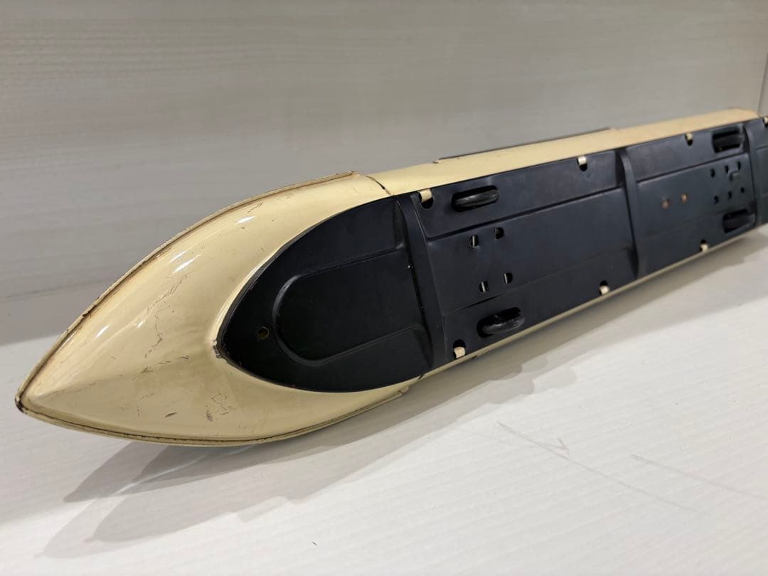 たかこ　レトロブリキ　リニアモーターカー 日本製 クリーム色