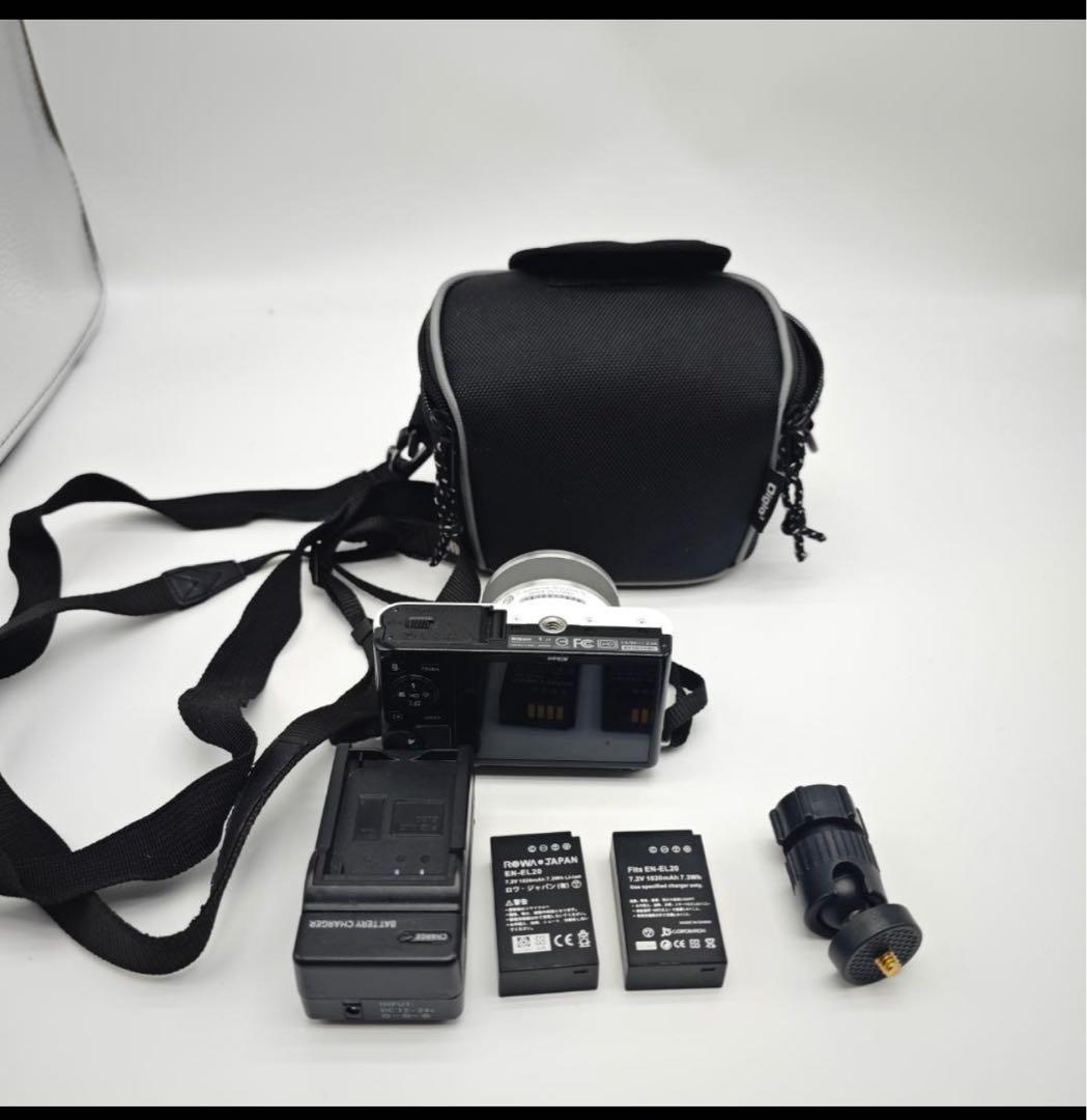 訳アリ品 Nikon J1 カメラ本体 +レンズ＋充電器＋バッテリー2個