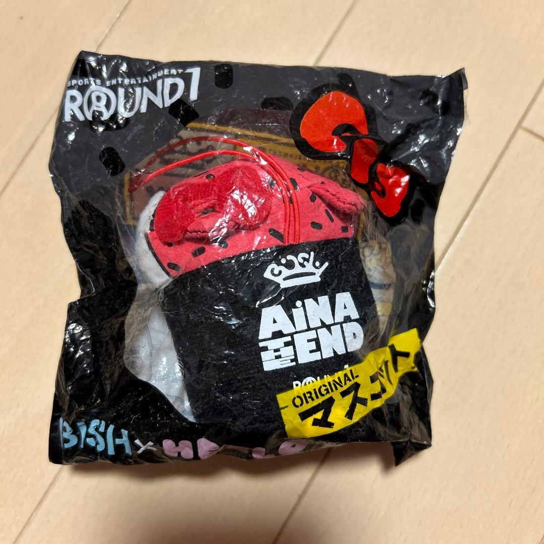 ハローキティ ラウンドワン ストラッピン キラキラジュエリーチャーム BiSH