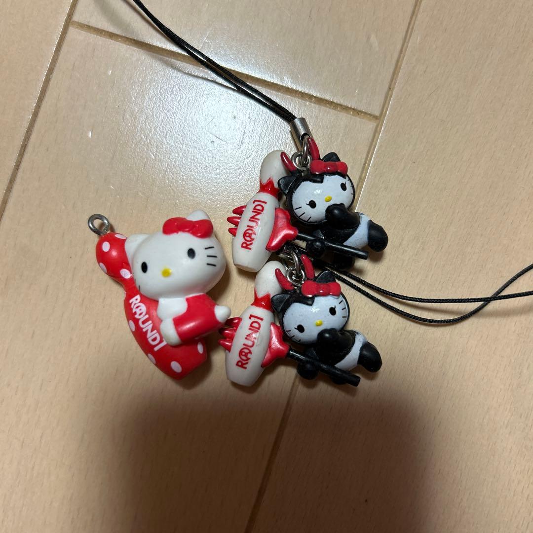 ハローキティ ラウンドワン ストラッピン キラキラジュエリーチャーム BiSH