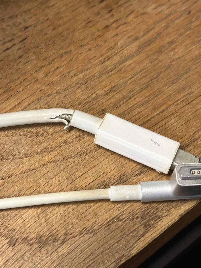 Apple 【サンダーボルトディスプレイ】 27インチ②