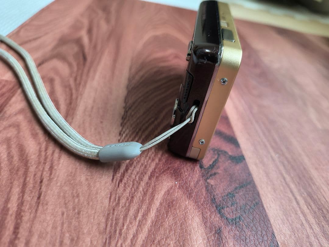 Sony Cyber-shot ゴールド 1610万画素