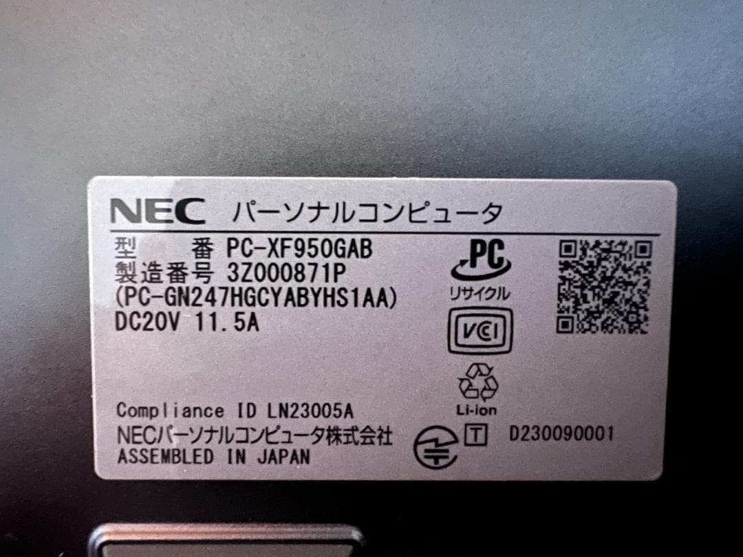 Windowsノート本体 NEC LAVIE NEXTREME Infinity XF950/GAB 4K